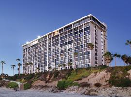 卡普里岛海滨全季度假酒店，位于圣地亚哥的度假短租房