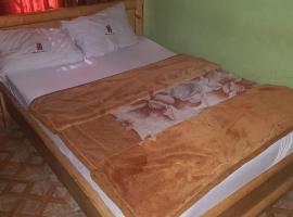 Goldlux Hotel