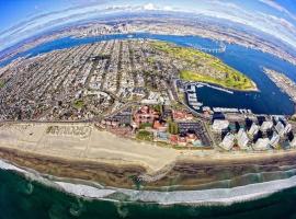 Coronado Home 100FT To The Beach，位于圣地亚哥的度假屋