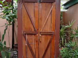 Pimthong Place，位于曼谷的住宿加早餐旅馆