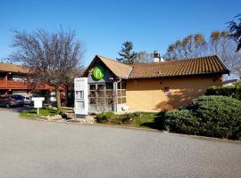 钟楼维勒弗兰驰苏尔萨那酒店