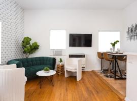 SD Classic Luxury 2/1 APT，位于圣地亚哥的度假短租房