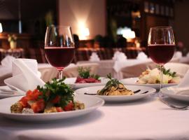 Sadky Hotel and Restaurant