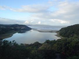 海盗小屋背包客旅馆
