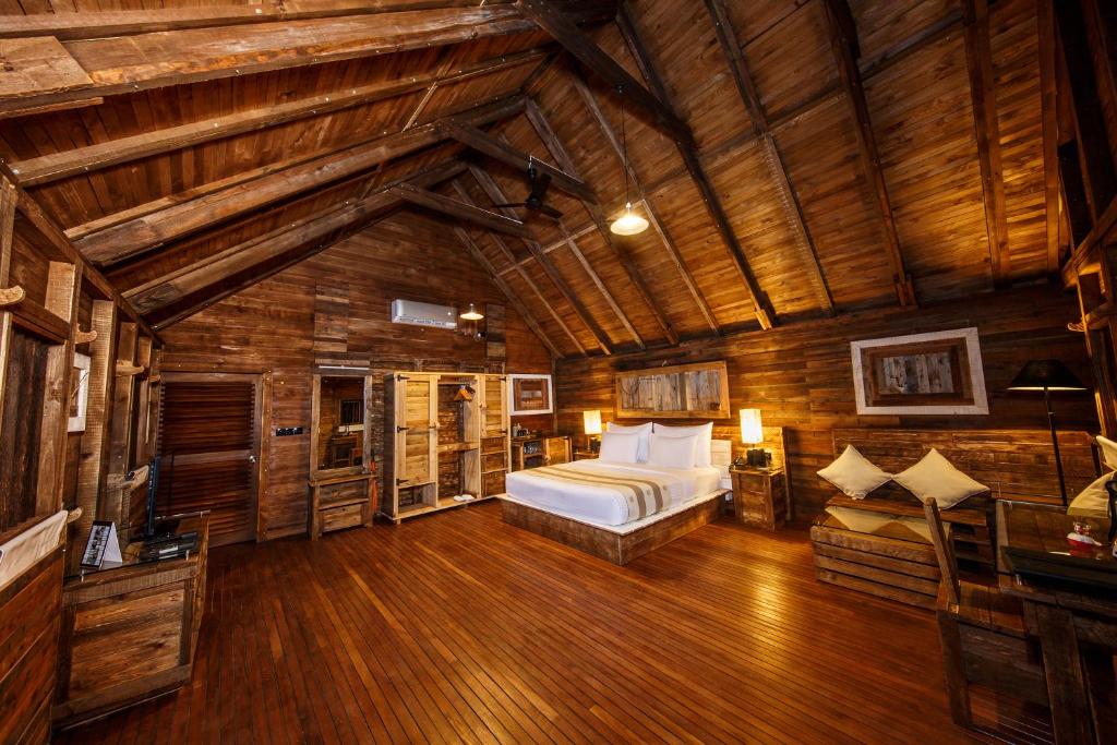 Photo of Wooden Chalet with FREE Benefits #4