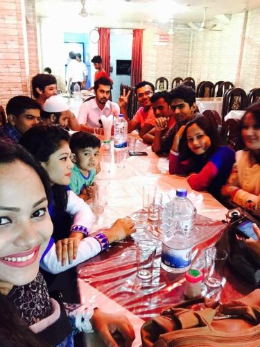 Honeymoon Group