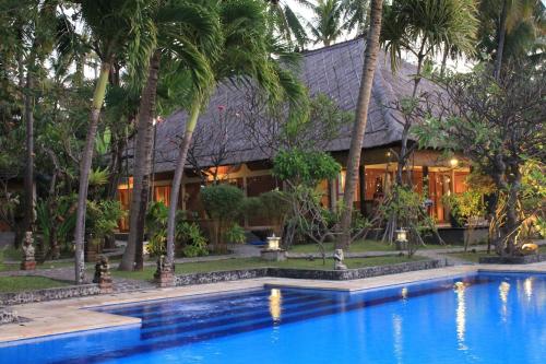 The Ning Beach & Villa