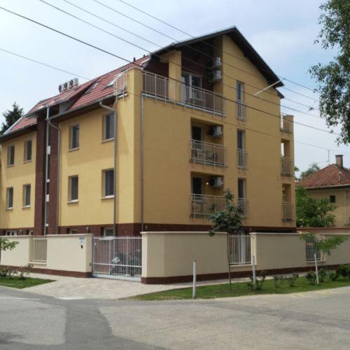 Aqualiget Apartmanház