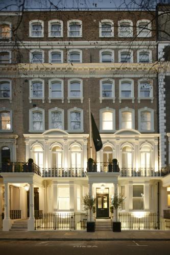 Claverley Court Apartments