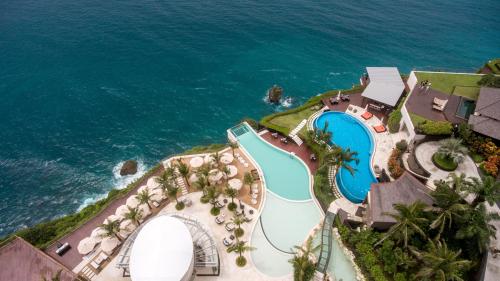 The edge Bali