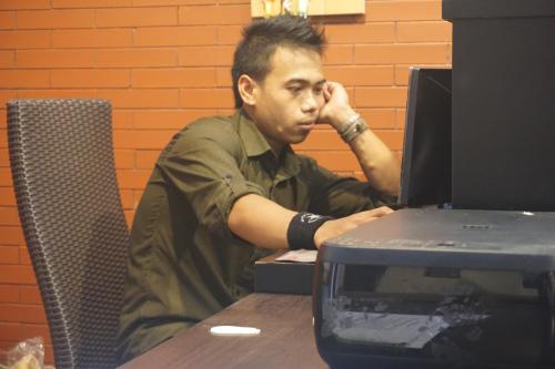 Erni dan Jajang (Staff)